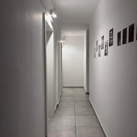 Bright 1br 5 Min To Ladadika Apartman Szaloniki